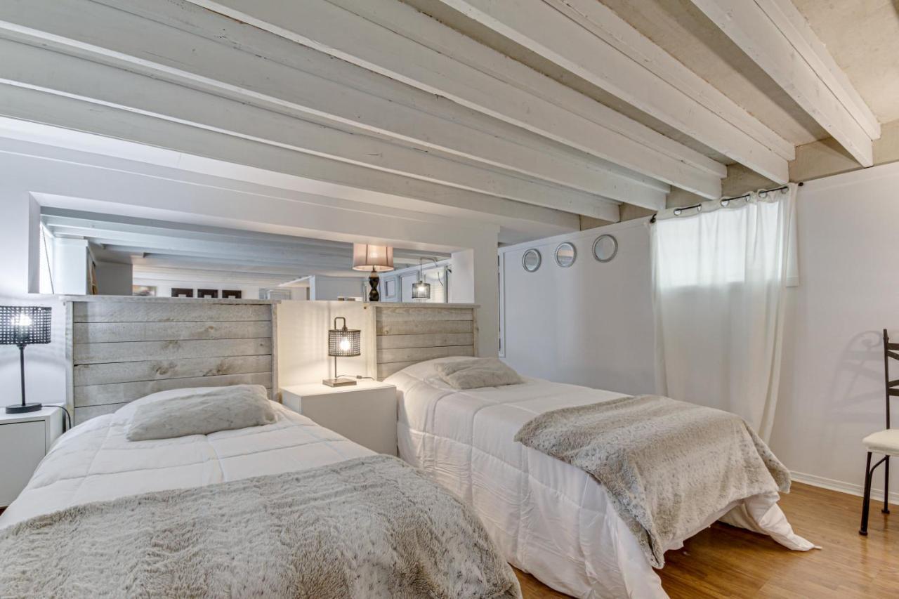 Le Petit Manoir Spa Et Vue Sur Riviere St Maurice Grandes Piles Buitenkant foto